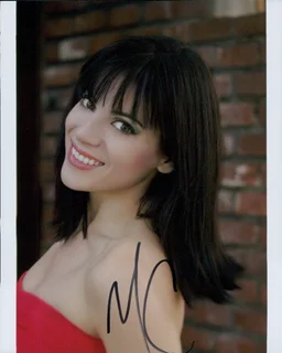 Maddisyn Carter autograph