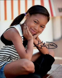 Kyla-Drew autograph