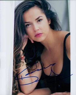 Tamara Duarte autograph