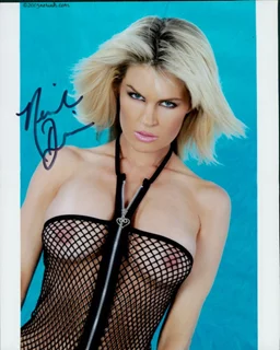 Neriah Davis autograph