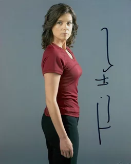 Torri Higginson autograph