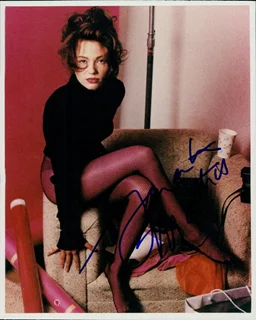 Samantha Mathis autograph
