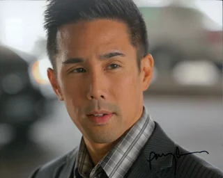 Parry Shen autograph