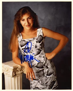 Mayim Bialik autograph