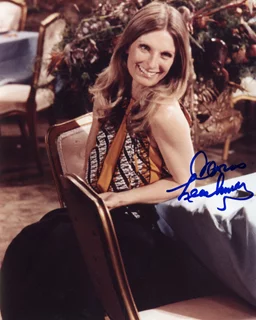 Cloris Leachman autograph