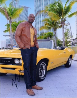 Morris Chestnut autograph