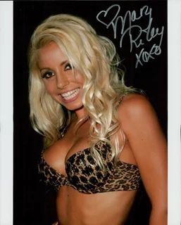 Mary Riley autograph
