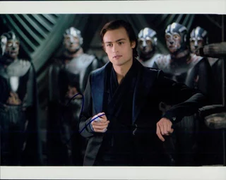Douglas Booth autograph