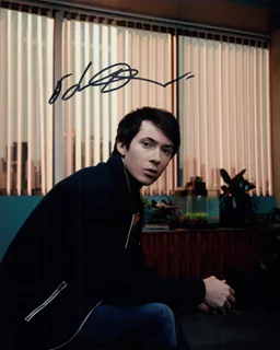 Ryan Cartwright autograph