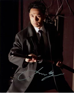 James Kyson Lee autograph