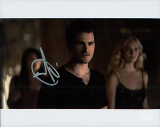 Michael Malarkey autograph