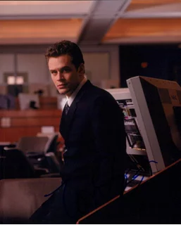 Tom Everett Scott autograph