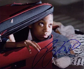 Tyler James Williams autograph