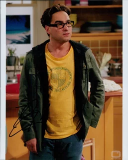 Johnny Galecki autograph