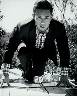 Parry Shen autograph