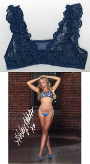 Ashley Hobbs autograph