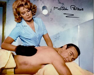 Mollie Peters autograph