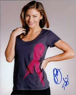 Tabrett Bethell autograph