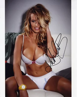 Kahili Blundell autograph