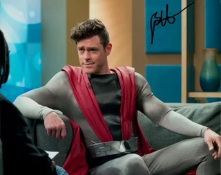 Brendan Hines autograph