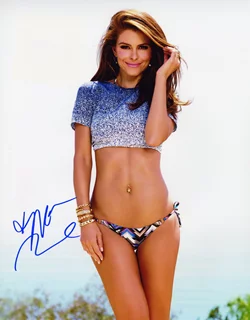 Maria Menounos autograph
