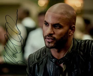 Ricky Whittle autograph