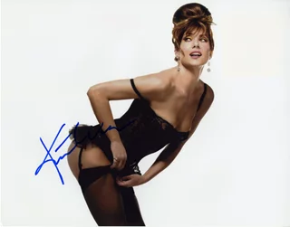 Kate Walsh autograph