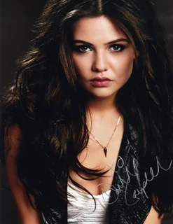 Danielle  Campbell autograph