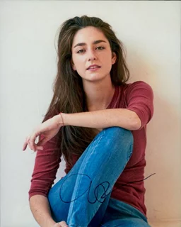 Camille Ramsey autograph