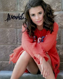 Madisyn Shipman autograph