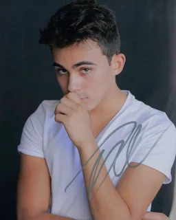 Tyler Alvarez autograph