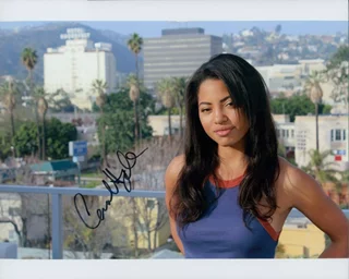 Camille Hyde autograph