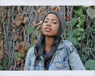 Camille Hyde autograph