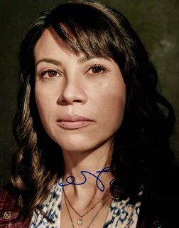 Elizabeth Rodriguez autograph