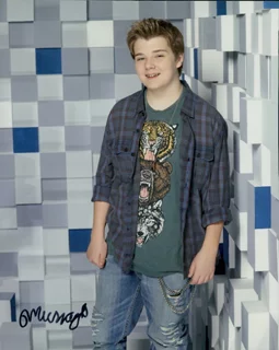 Murray Wyatt Rundus autograph