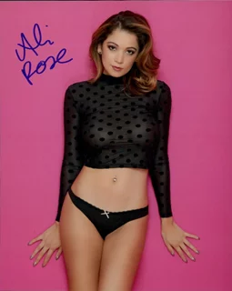 Ali Rose autograph