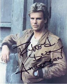 Richard Dean Anderson autograph
