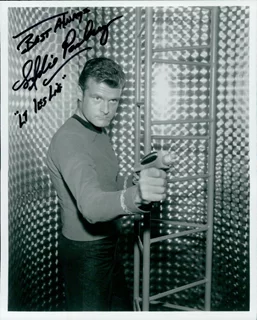 Eddie Paskey autograph