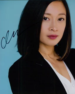 Camille Chen autograph