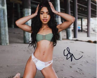 Teala Dunn autograph