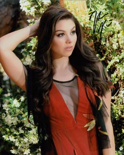 Kira Kosarin autograph