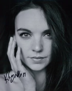 Katrina Lyndon autograph