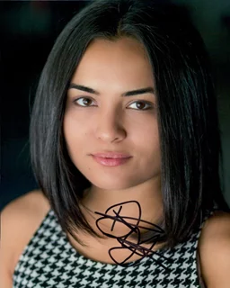 Dianna M. Cruz autograph