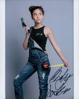 Molly Jackson autograph