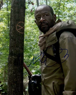 Lennie James autograph