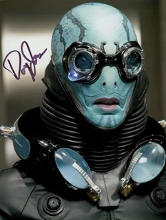 Doug Jones autograph