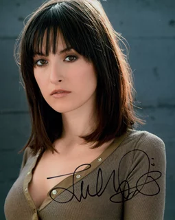 Lulu Jovovich autograph