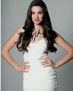 Kira Kosarin autograph