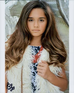 Brisa Lalich autograph