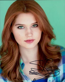 Serena Laurel autograph
